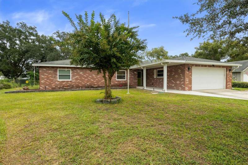 4 bedroom Single Family Residence at 105 South Court, North Pointe, Auburndale — photo 2