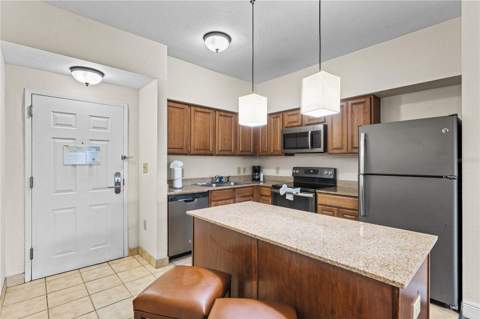 12544 Floridays Resort Drive, Orlando FL - photo 10 of 39