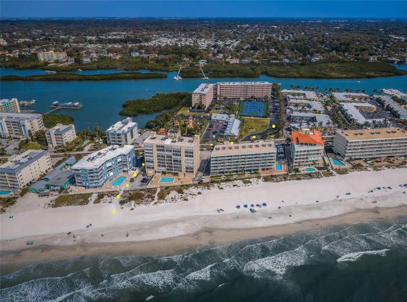 2 bedroom Condominium at 19451 Gulf Boulevard #301, Bay Shores Yacht & Tennis Club, Indian Shores — photo 3