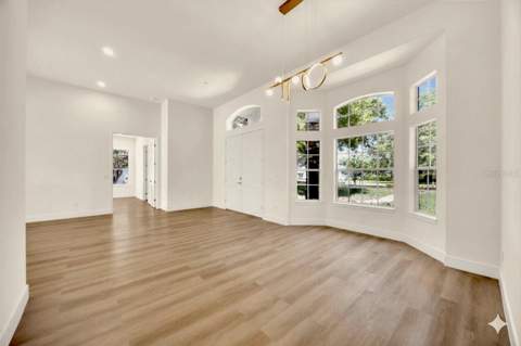 9548 Crown Prince Lane, Windermere FL - photo 6 of 41