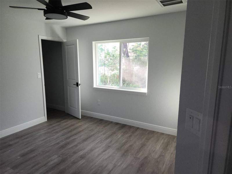 3 bedroom Single Family Residence at 1111 Dagmar Avenue, Spring Hill, Spring Hill — photo 4