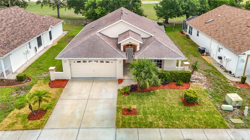 3 bedroom Single Family Residence at 13203 Golf Ridge Place, Meadow Oaks, Hudson — photo 2