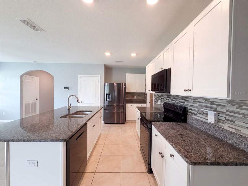 5 bedroom Single Family Residence at 3074 Timber Hawk Circle, Oak Trail Reserve, Ocoee — photo 5