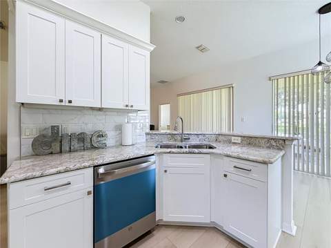 25206 Ormond Court, Leesburg FL - photo 14 of 46