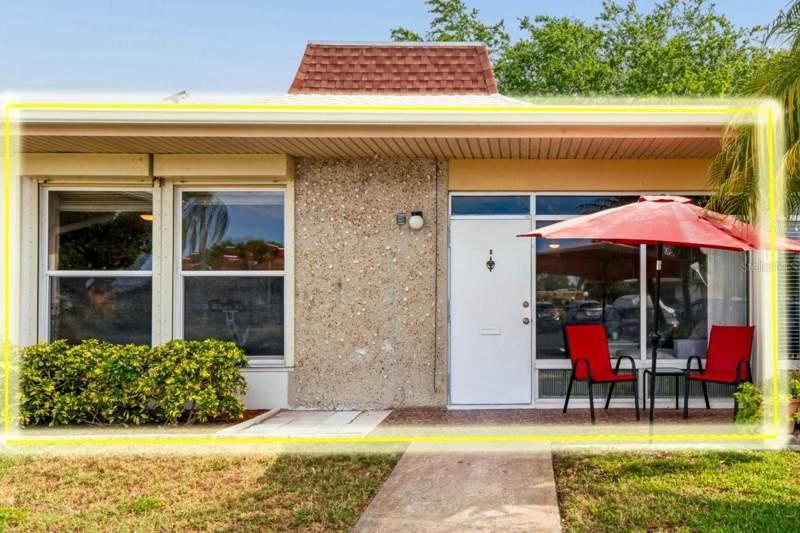 2 bedroom Condominium at 4363 Tahitian Gardens Circle #B, Tahitian Gardens Condo, Holiday — photo 2