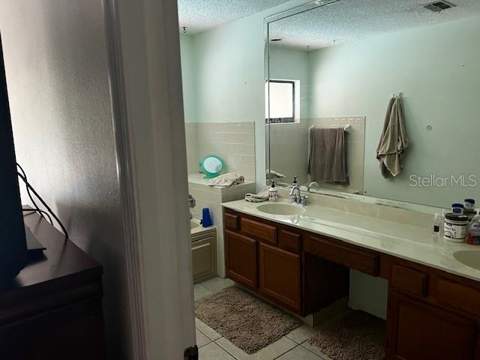 18330 Cypress View Way, Tampa FL - photo 12 of 12