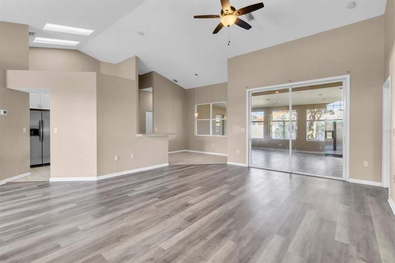 4 bedroom Single Family Residence at 15433 Sonora Drive, Quail Meadows Phase 1, Brooksville — photo 3