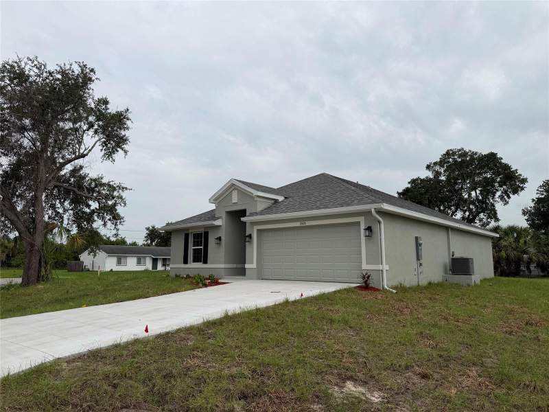 3 bedroom Single Family Residence at 21426 Dekals Avenue, Port Charlotte Sec 027, Port Charlotte — photo 2