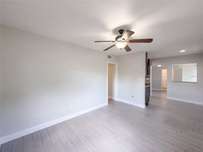 4 bedroom Single Family Residence at 1610 Stevensons Drive, Stevensons Heights, Clearwater — photo 3