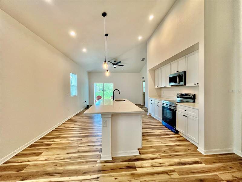 3 bedroom Single Family Residence at 2416 Taylor Rd S, Midway Gardens, Auburndale — photo 4