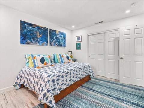 5153 Salmon Drive #B, St Petersburg FL - photo 20 of 50