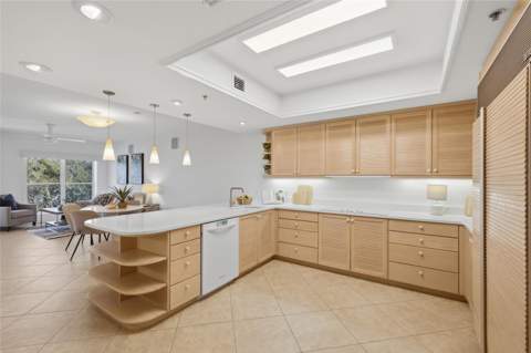 2550 Harbourside Drive #333, Longboat Key FL - photo 15 of 44
