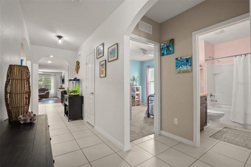 4 bedroom Single Family Residence at 3422 Berkshire Woods Terrace, Arbor Rdg Un 5, Deltona — photo 4