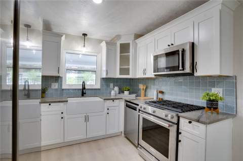 6065 23rd Avenue, St Petersburg FL - photo 12 of 43
