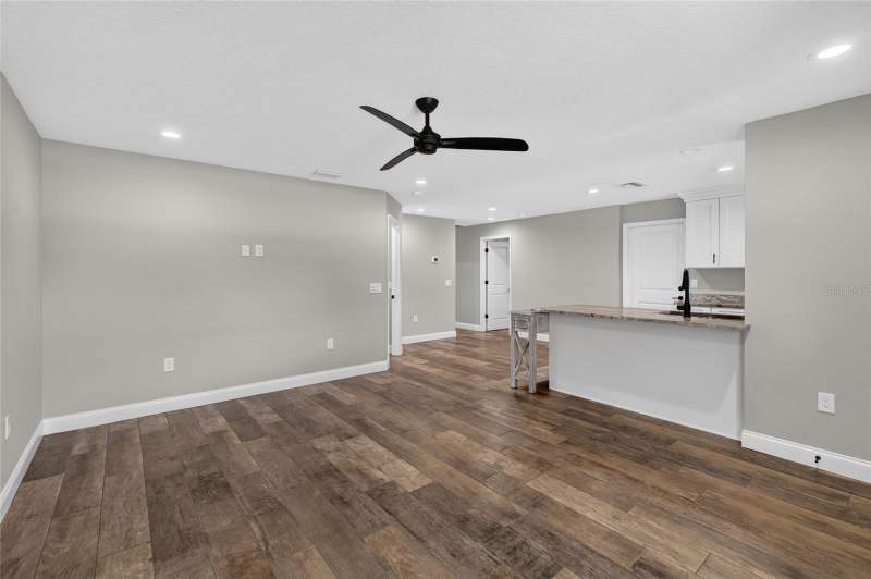 3 bedroom Single Family Residence at 6631 Thornhill Road, Thornhill Oaks, Winter Haven — photo 5