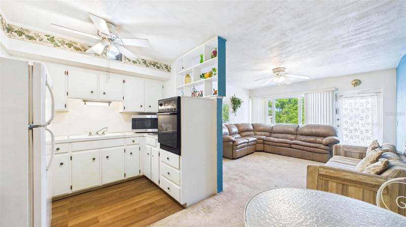1 bedroom Condominium at 5664 40th Terrace #428, Clearview Oaks, St Petersburg — photo 3
