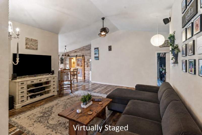 3 bedroom Single Family Residence at 4562 Fairway Oaks Drive, Reserve At Fairway Oaks, Mulberry — photo 4
