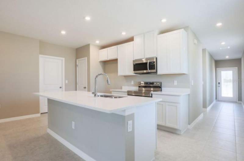 3 bedroom Single Family Residence at 13 Locust Loop Course, Silver Springs Shores Unit 34, Ocala — photo 3