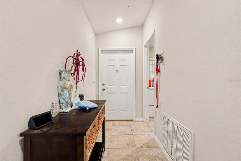 3 bedroom Single Family Residence at 17054 Yellow Pine Street, Vista Palms, Wimauma — photo 4