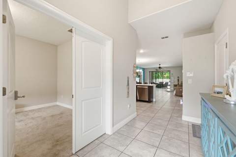11632 Weaver Hollow Road, New Port Richey FL - photo 12 of 33