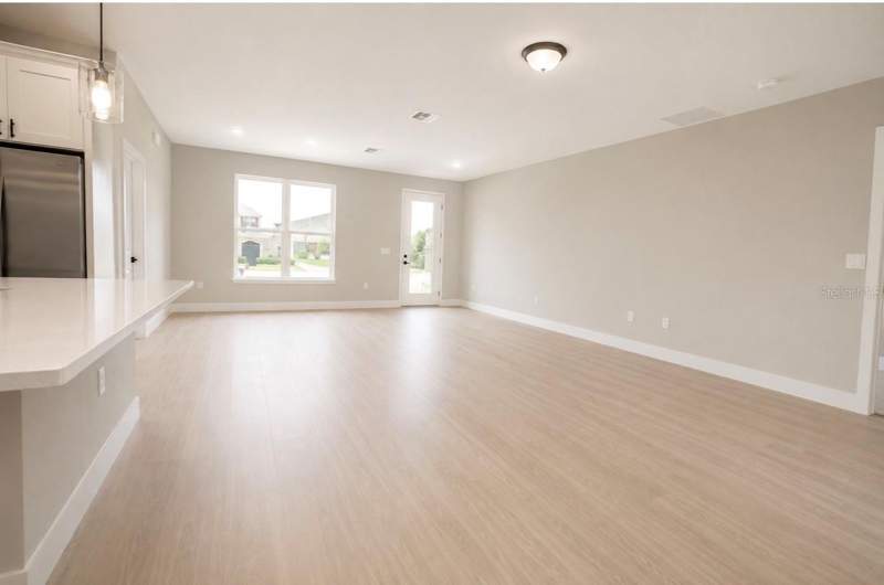 4 bedroom Single Family Residence at 701 Fulmar Court, Poinciana Nbrhd 05 North Village 03, Poinciana — photo 5