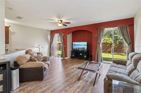 1947 Estancia Circle #8C, Kissimmee FL - photo 6 of 18