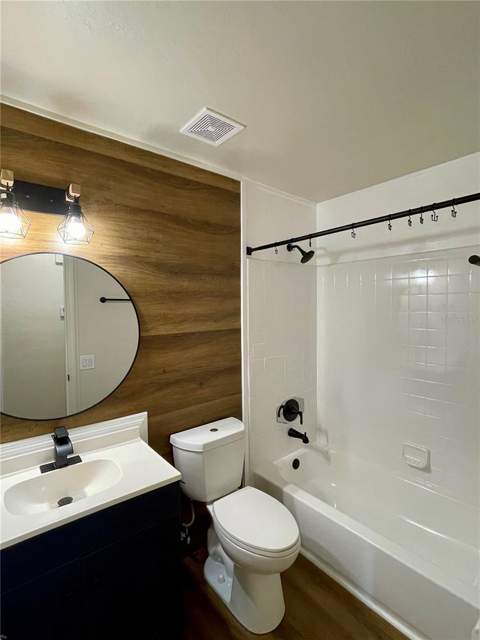 1715 NE 6th Place, Gainesville FL - photo 14 of 27
