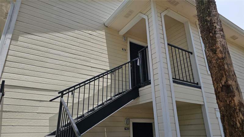 2 bedroom Condominium at 1075 S Hiawassee Rd #922, Tradewinds, Orlando — photo 3