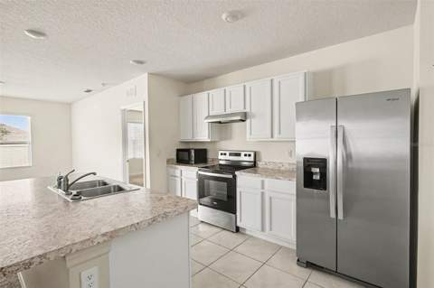 693 Squires Grove Drive, Winter Haven FL - photo 8 of 31
