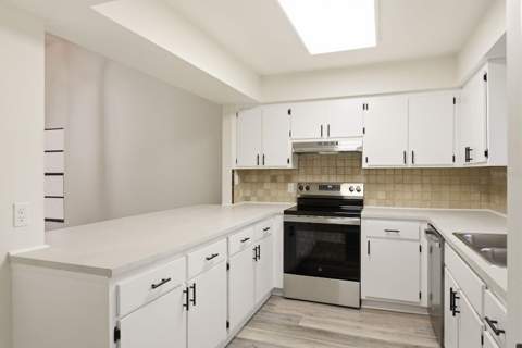 9960 Eagles Point Circle #4, Port Richey FL - photo 16 of 46