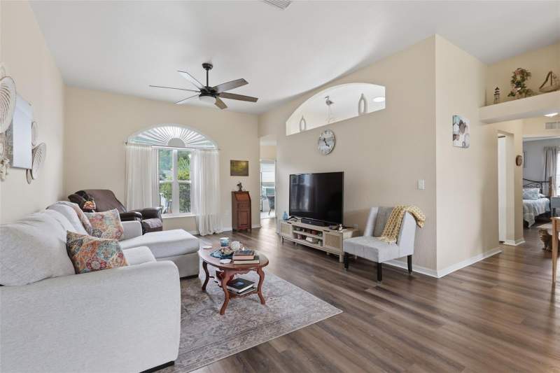 3 bedroom Single Family Residence at 7384 SW 115th Place, Oak Run Hillside, Ocala — photo 3