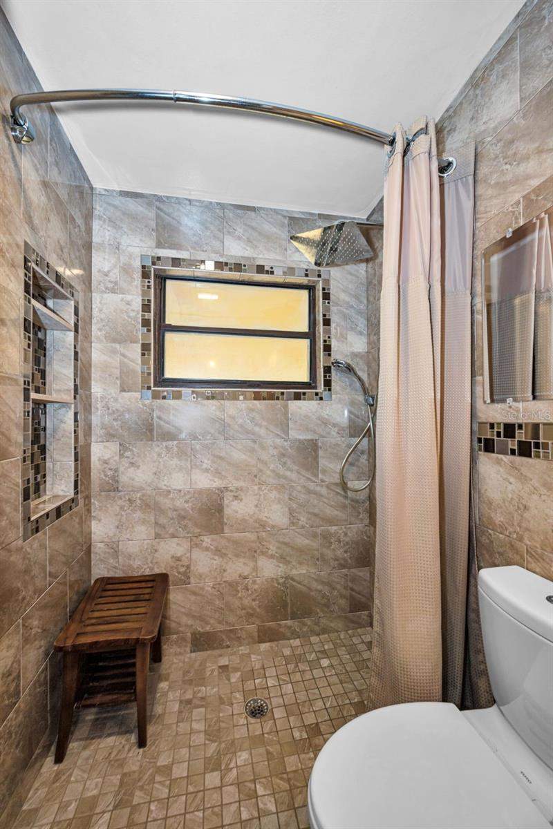 2 bedroom Single Family Residence at 6701 Orchard Drive, Meadow Lawn 2nd Add, St Petersburg — photo 5