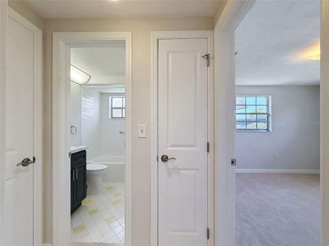 4422 Sunstate Drive, New Port Richey FL - photo 16 of 72