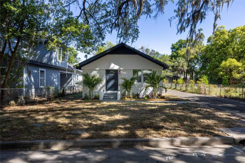 2 bedroom Single Family Residence at 418 NW 3rd Avenue, Brush Add To Gville, Gainesville — photo 5