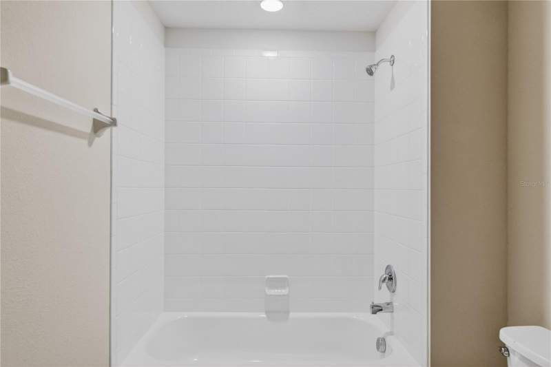 4 bedroom Townhouse at 172 Holly Village Drive, Hollygrove Village, Davenport — photo 3