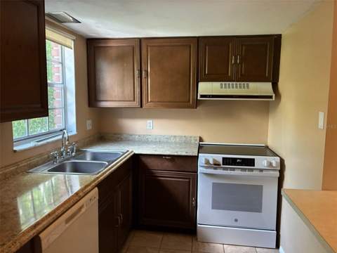 1124 85th Terrace #D, St Petersburg FL - photo 6 of 6