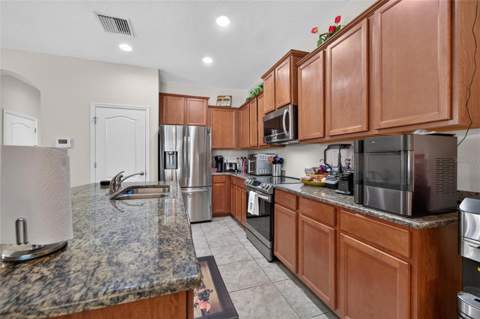 10411 Red Carpet Court, Riverview FL - photo 6 of 60