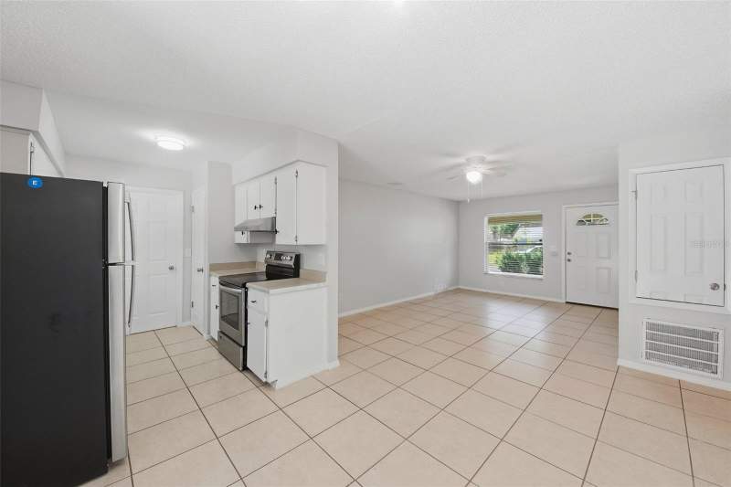 4 bedroom Single Family Residence at 865 Rich Drive, Richfield, Oviedo — photo 5