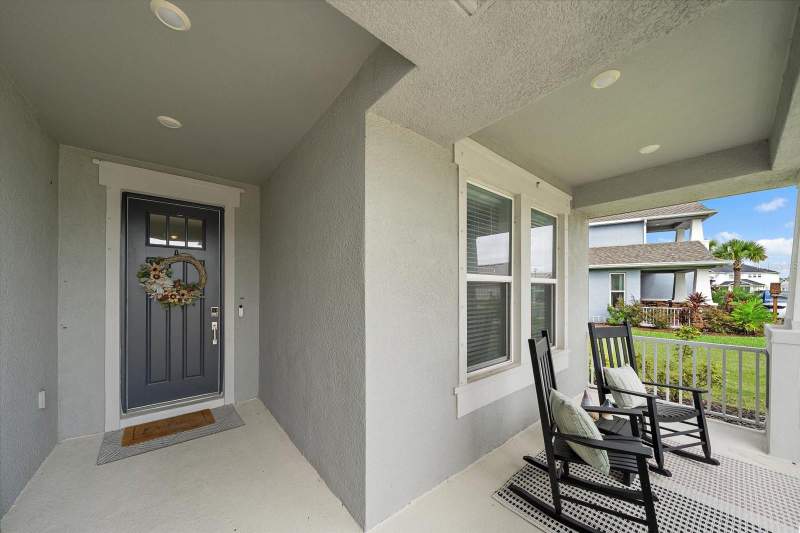 5 bedroom Single Family Residence at 11107 Fieldstone Drive, Artisan Lakes Eaves Bend Ph II Subph A,, Palmetto — photo 4