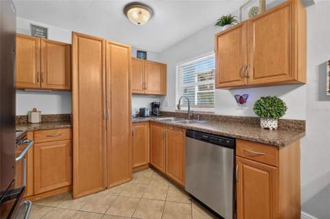 13125 Wilcox #15103, Largo FL - photo 8 of 21