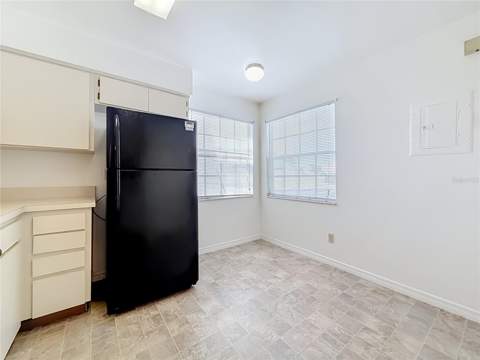 6810 Stones Throw Circle #13302, St Petersburg FL - photo 14 of 49