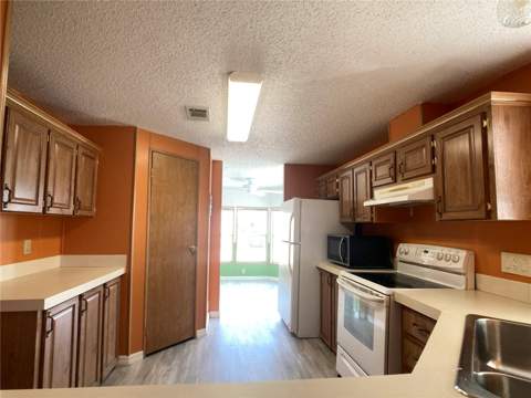 1710 7th Street #85, Ruskin FL - photo 8 of 28