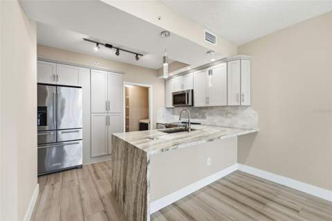322 E Central Boulevard #912, Orlando FL - photo 12 of 41