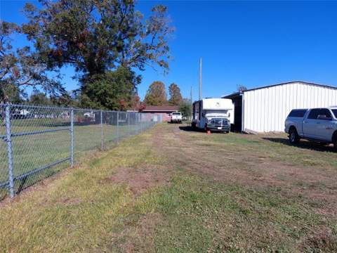 2601 11th Avenue, Ruskin FL - photo 9 of 36