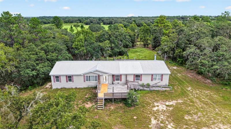 4 bedroom Manufactured Home at 13291 SE 101st Place, Dunnellon, Dunnellon — photo 3