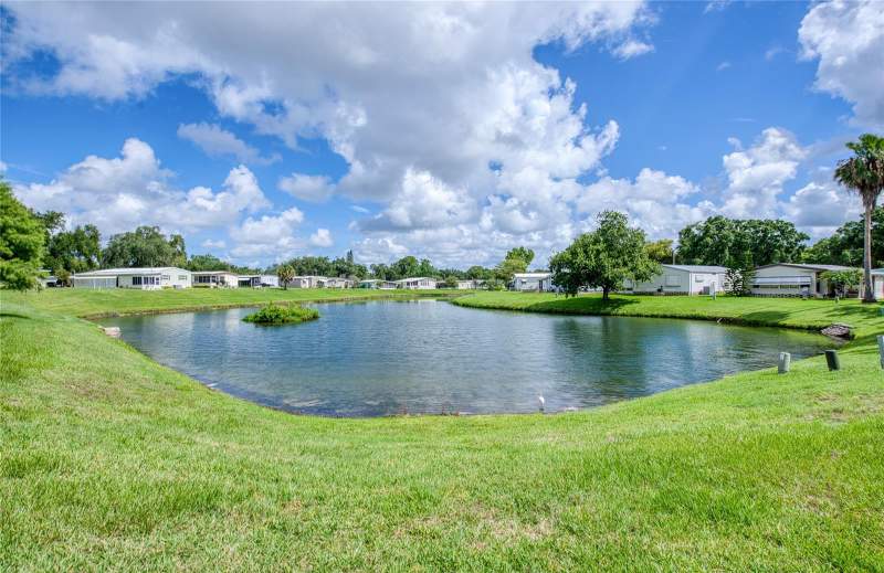 2 bedroom Manufactured Home at 86 Cottagewood Drive #36, Briar Creek Mobile Home Community II Condo, Safety Harbor — photo 2