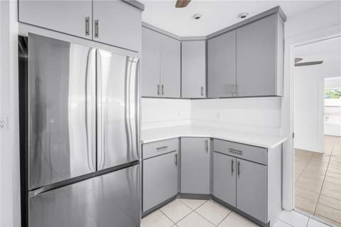 2053 Dolphin Boulevard, St Petersburg FL - photo 24 of 63