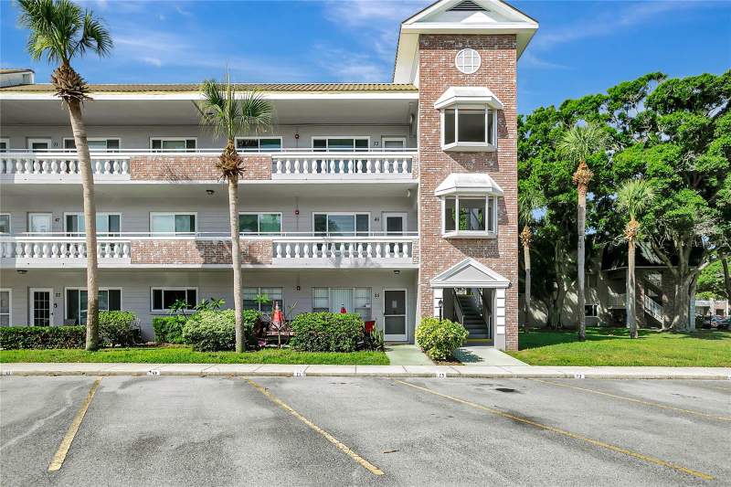 2 bedroom Condominium at 2461 Rhodesian Drive #73, On Top Of The World, Clearwater — photo 2