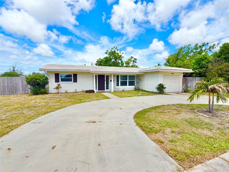 2 bedroom Single Family Residence at 3300 58th Street, Sheryl Manor, St Petersburg — photo 3