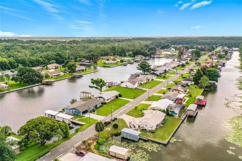 3 bedroom Single Family Residence at 13225 Country Club Drive, Lake Harris Shores, Tavares — photo 5